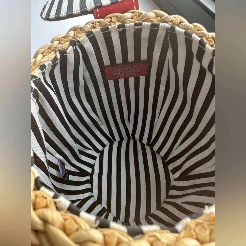 Frances Valentine Honeypot Basket Natural/Red Embroidered Heart - Picture 6 of 11